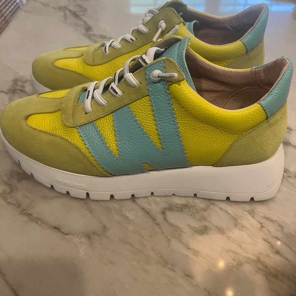 Wonders sneakers in green & blue - size 39 - worn once!